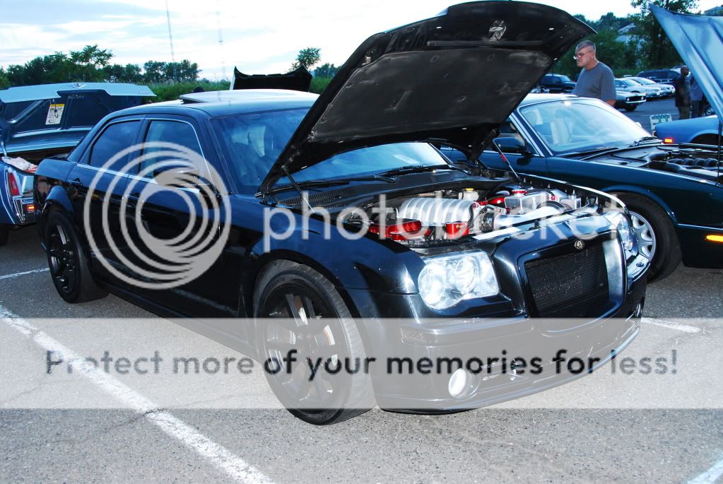 Black Dog gets a Grill from Grip Tuning Chrysler 300C & SRT8 Forums